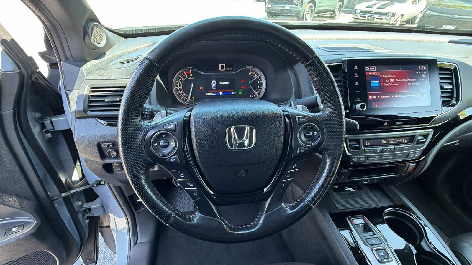 Used 2022 Honda Ridgeline Black Edition image 18