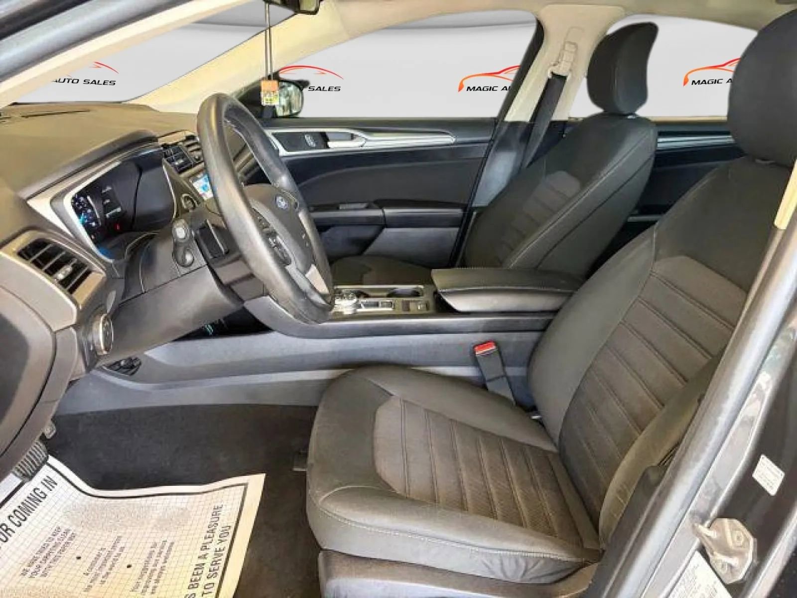 Used 2019 Ford Fusion SE image 8