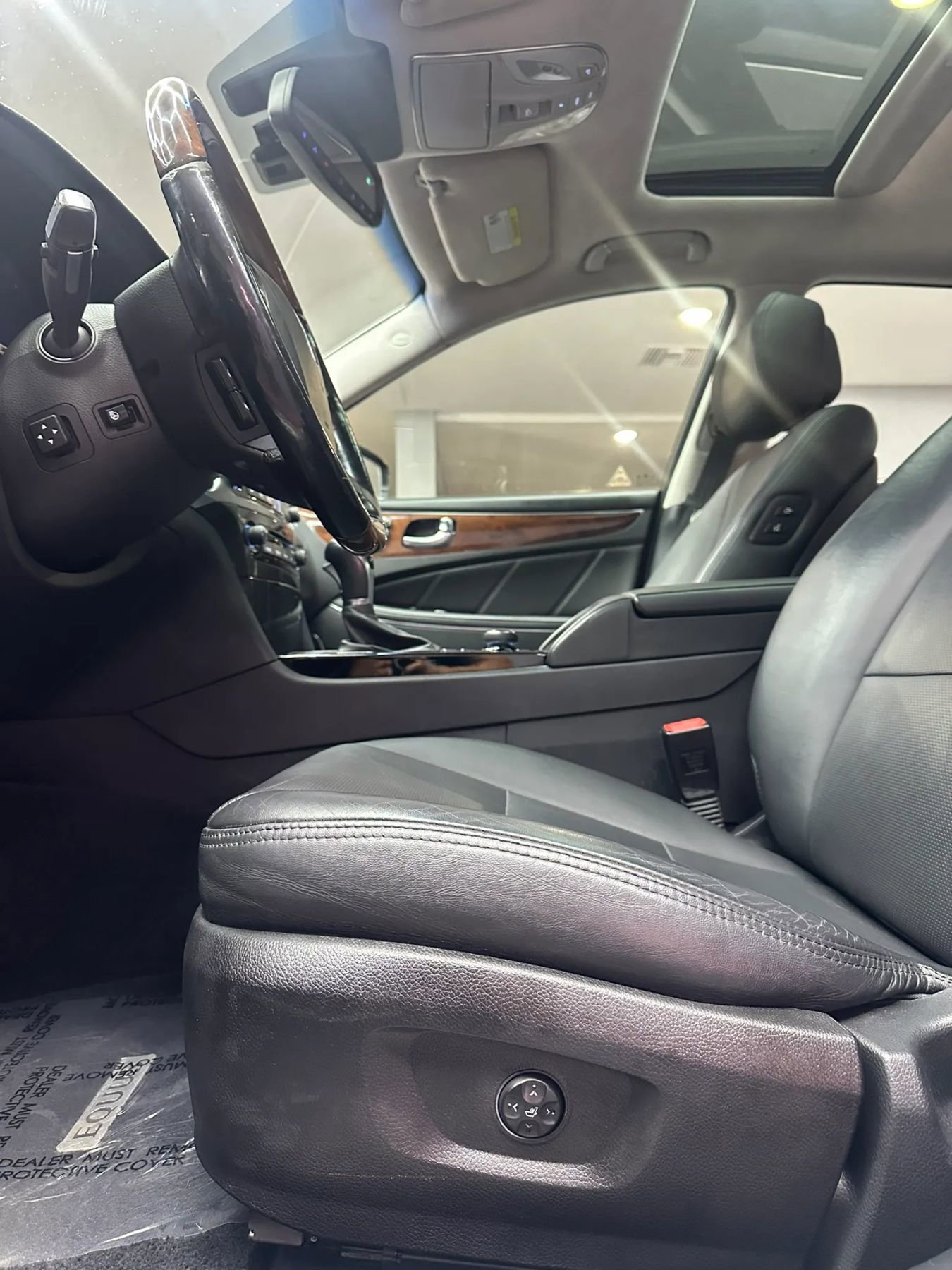 Used 2015 Hyundai Equus Signature RWD image 12