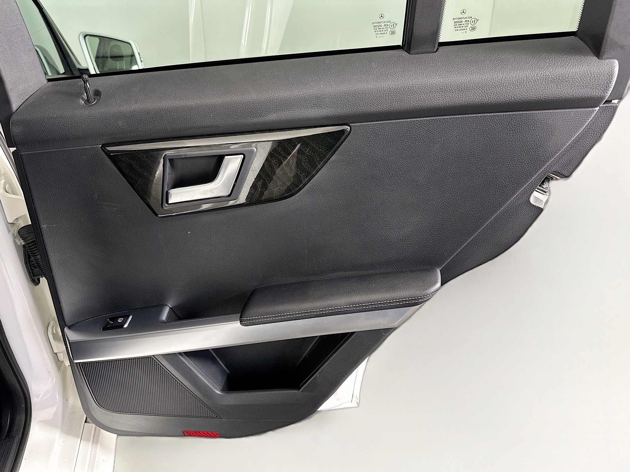 Used 2015 Mercedes-Benz GLK 250 BlueTEC 4MATIC image 31