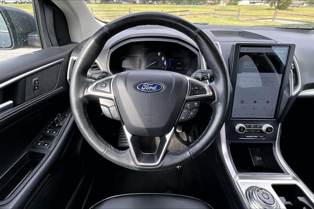 Used 2022 Ford Edge SEL AWD/4WD image 5