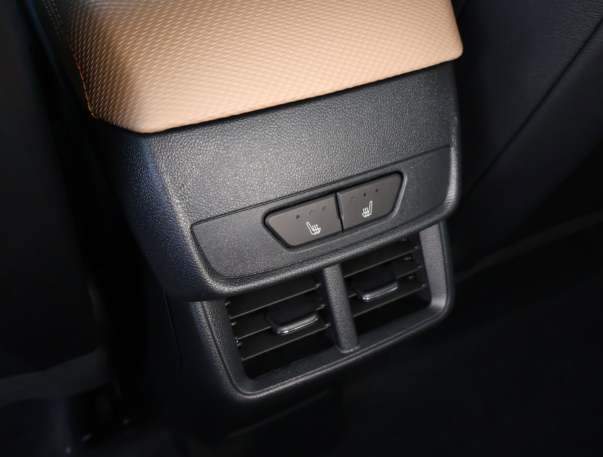 New 2026 Chevrolet Equinox ACTIV w/ Convenience Package III image 22