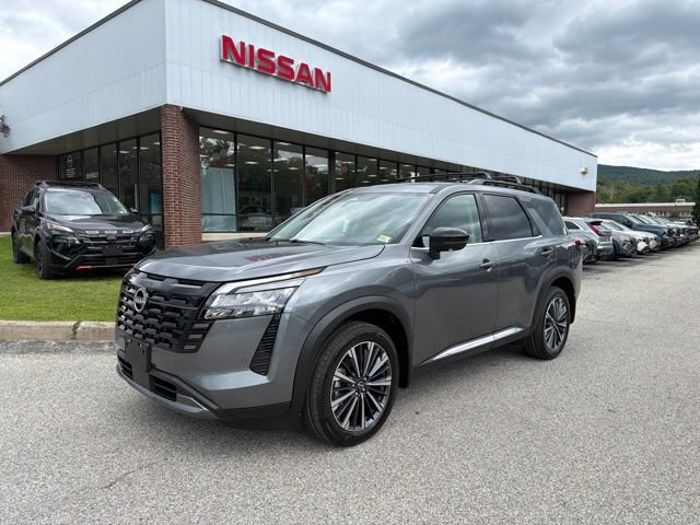 New 2026 Nissan Pathfinder Platinum AWD/4WD image 1