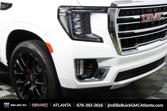 Used 2023 GMC Yukon SLT w/ SLT Premium Package image 39