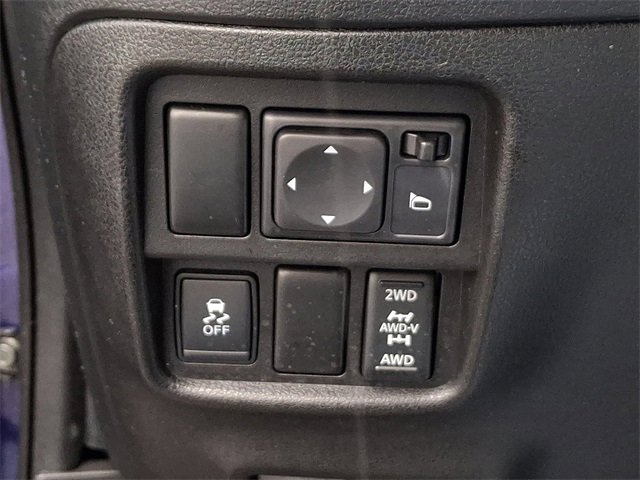 Used 2015 Nissan Juke SV w/ Technology Package image 27