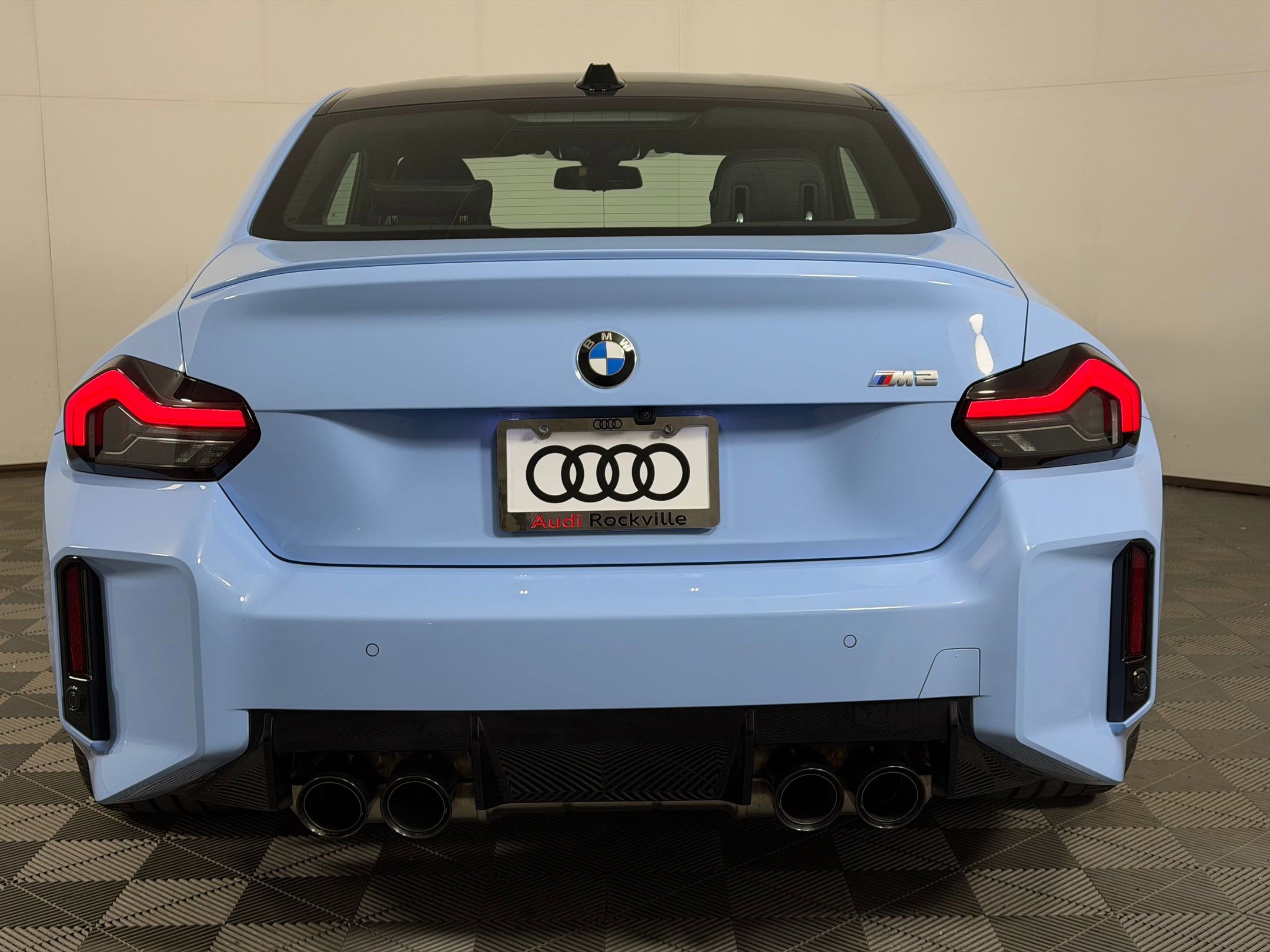 Used 2024 BMW M2 w/ Lighting Package image 10
