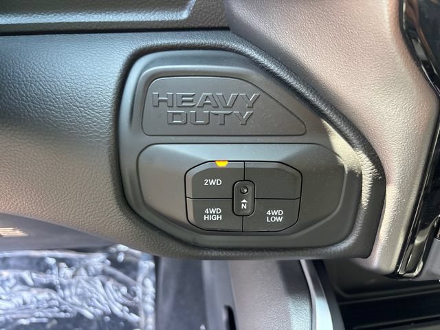 New 2026 RAM 2500 Big Horn AWD/4WD image 17