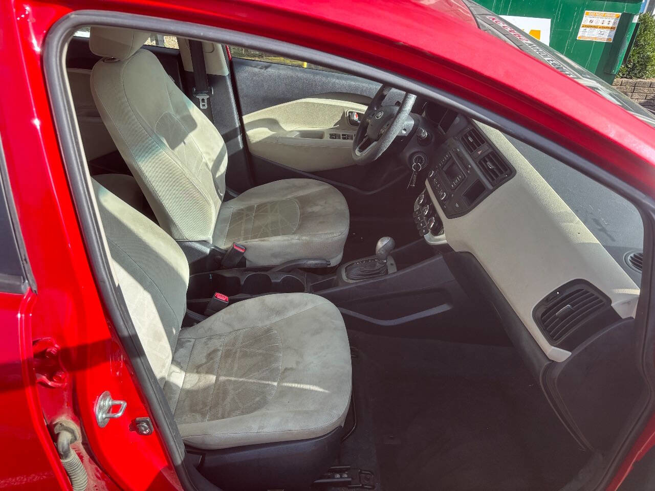Used 2013 Kia Rio LX w/ PWR Pkg image 12
