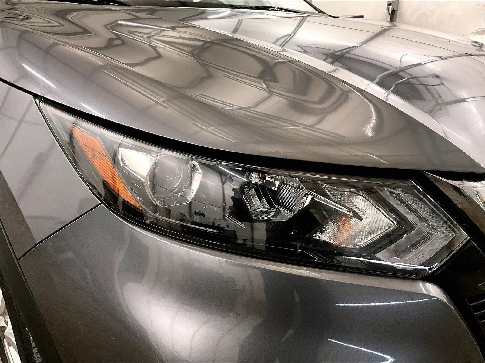 Used 2020 Nissan Rogue Sport SV AWD/4WD image 27