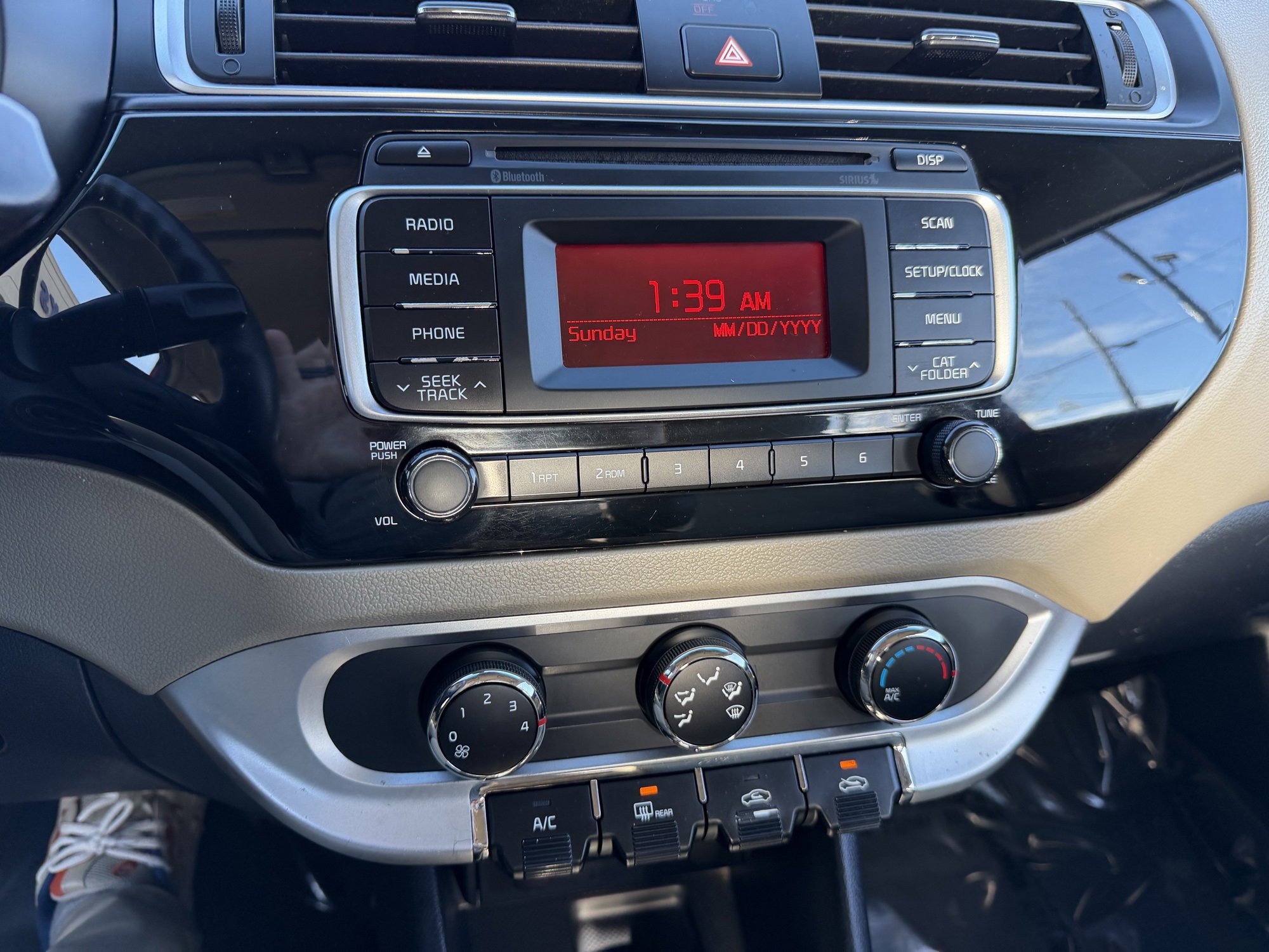 Used 2017 Kia Rio LX image 16