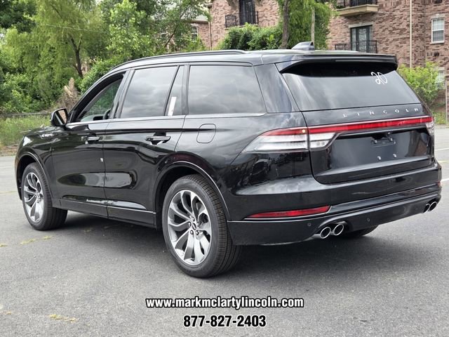 New 2026 Lincoln Aviator AWD w/ Jet Appearance Package image 3