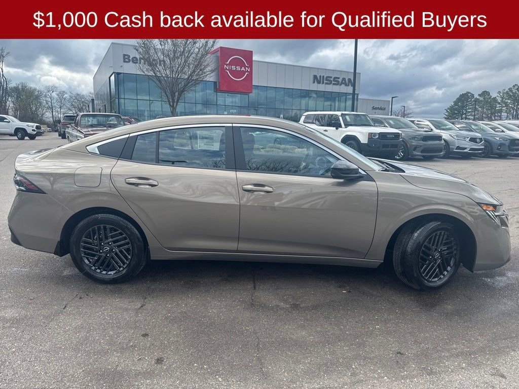 New 2026 Nissan Sentra SV image 3