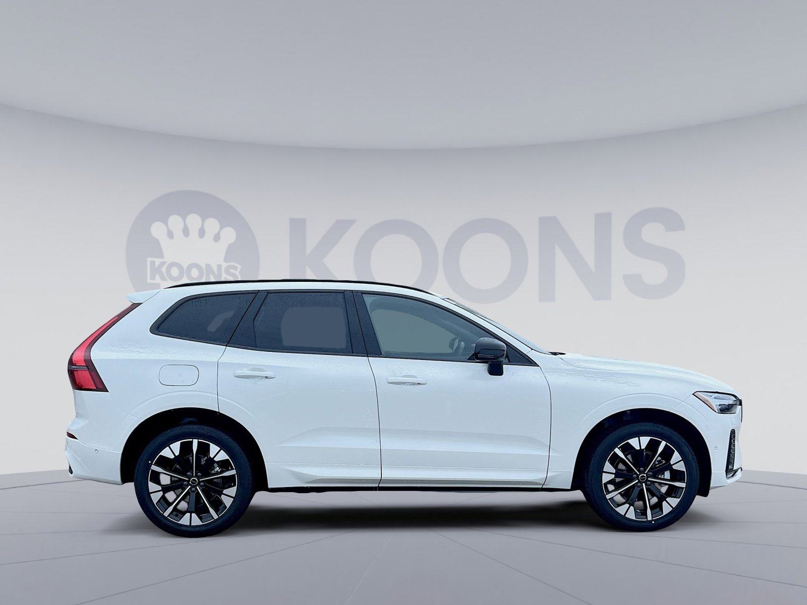 New 2026 Volvo XC60 B5 Plus w/ Protection Package Premier image 8