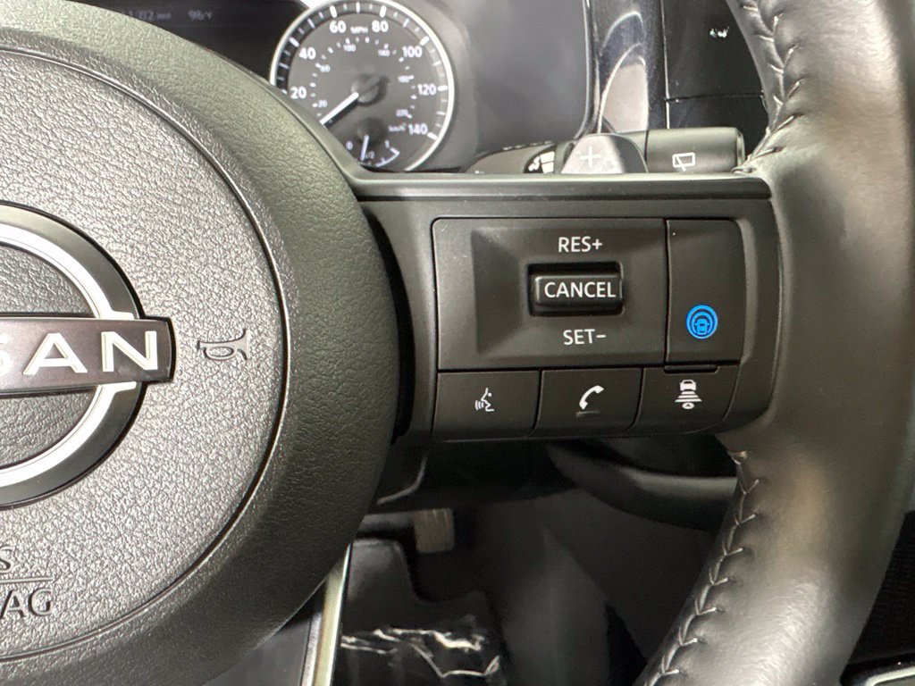 Used 2024 Nissan Pathfinder SV FWD image 26