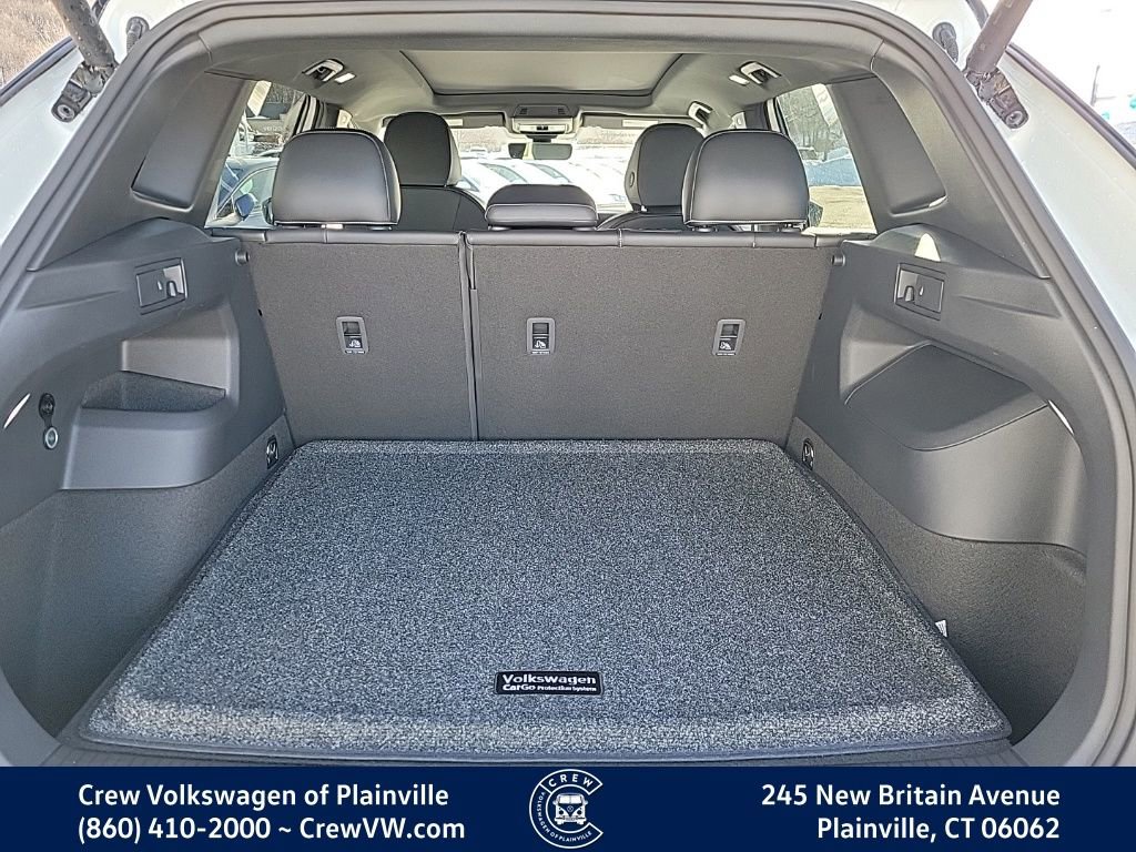 New 2026 Volkswagen Tiguan SE R-Line image 36