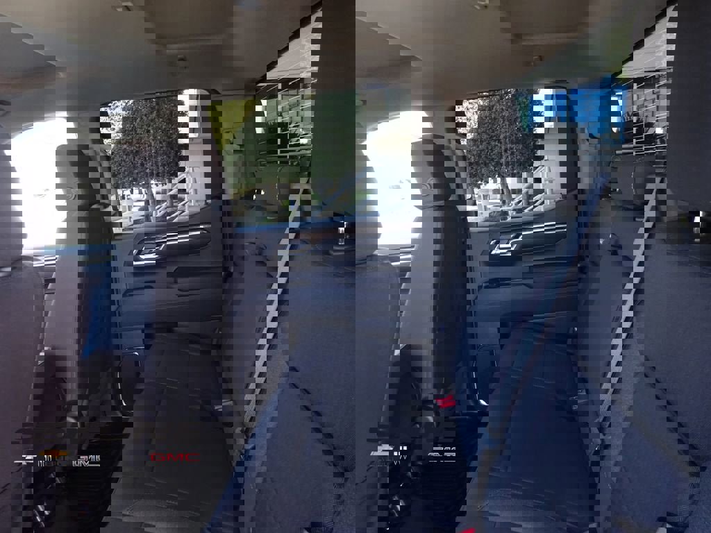 New 2026 GMC Sierra 1500 Elevation image 21