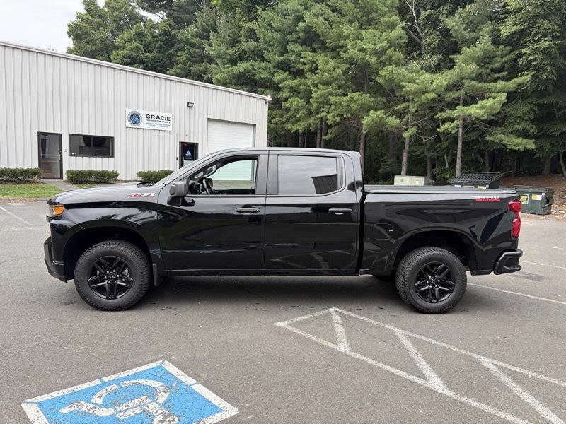 Used 2019 Chevrolet Silverado 1500 Custom Trail Boss AWD/4WD image 3