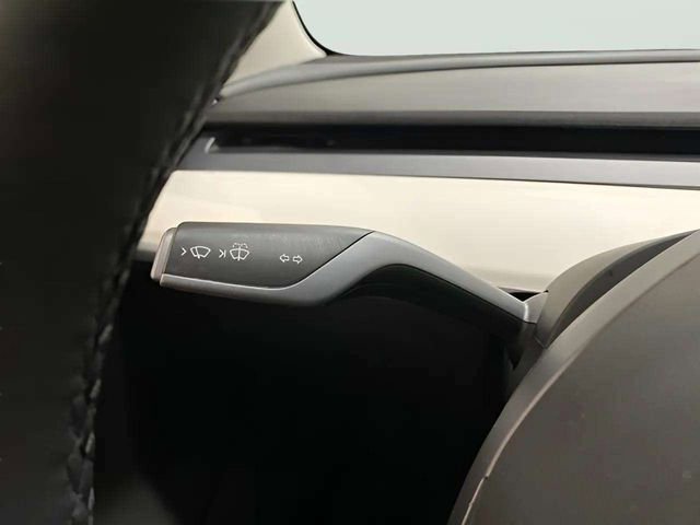Used 2021 Tesla Model 3 Standard Range Plus RWD image 43