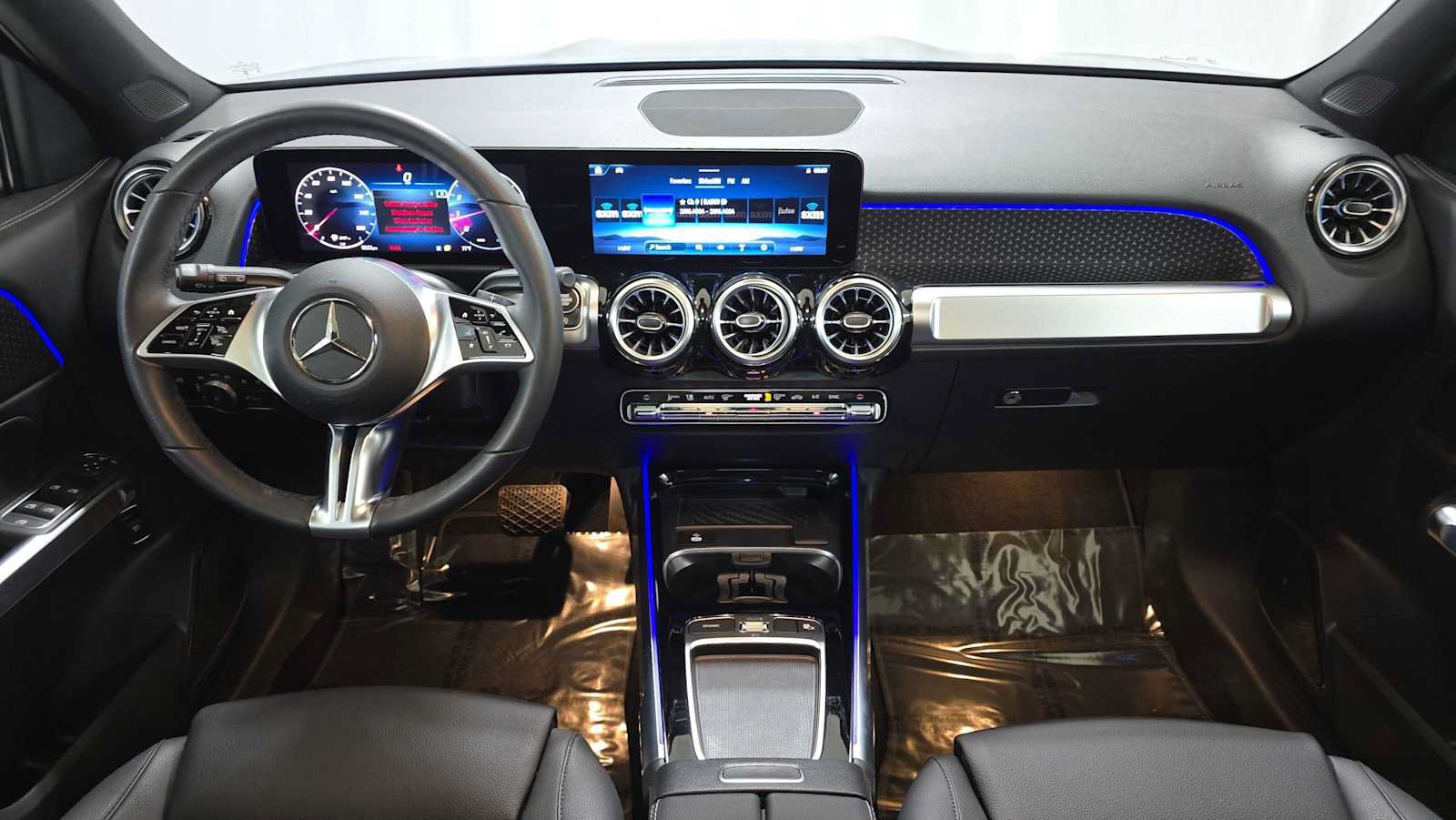 Certified 2026 Mercedes-Benz GLB 250 4MATIC image 18