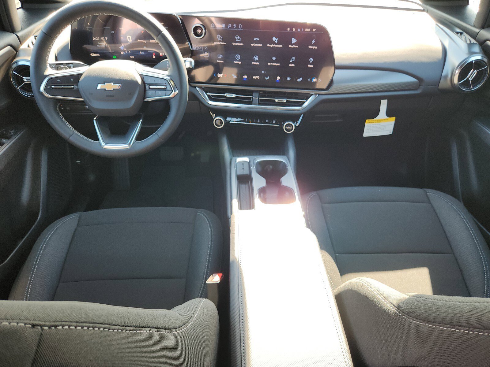 New 2026 Chevrolet Equinox EV LT w/ Comfort Package AWD/4WD image 8