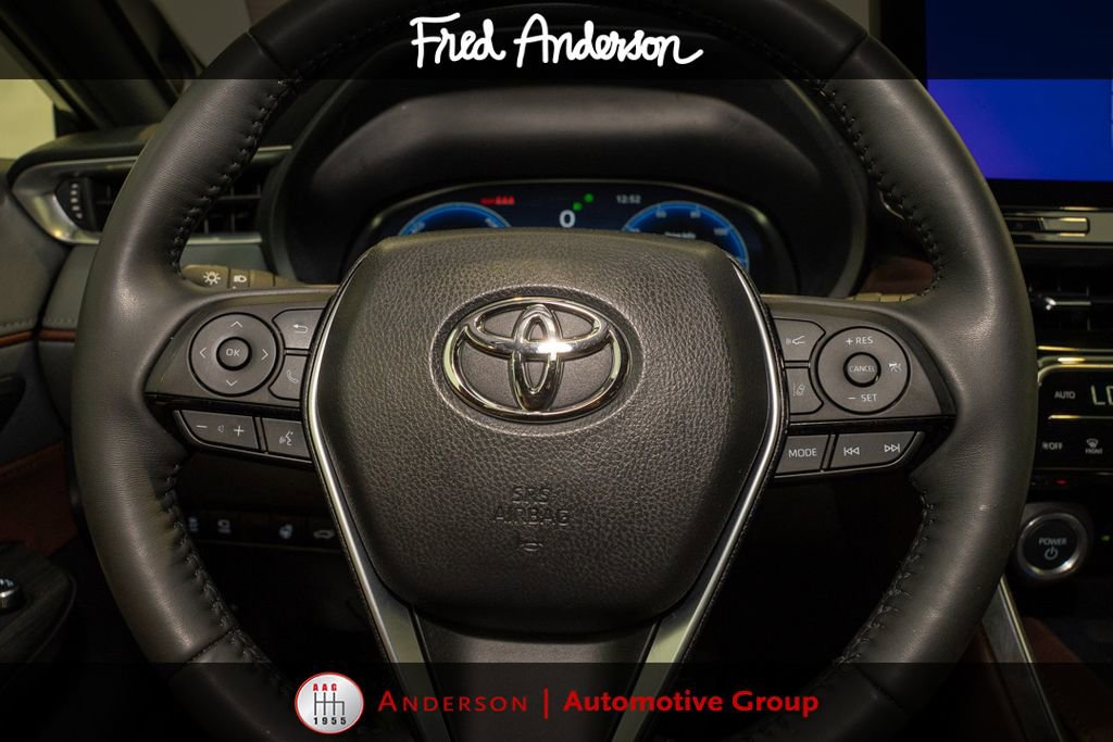 Certified 2023 Toyota Venza Limited AWD/4WD image 19