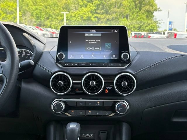 Used 2025 Nissan Sentra SV FWD image 16