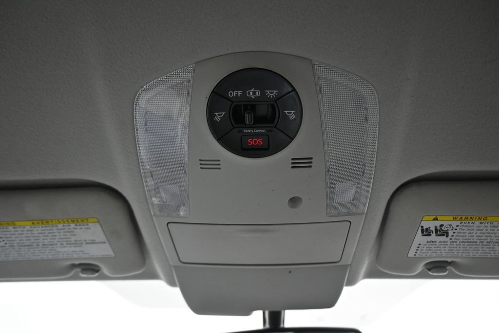 Used 2011 Toyota Prius Five w/ Advanced Technology Pkg FWD image 24