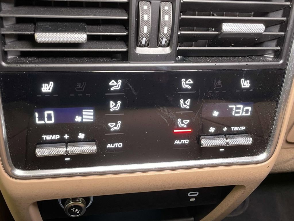 Certified 2023 Porsche Cayenne image 25