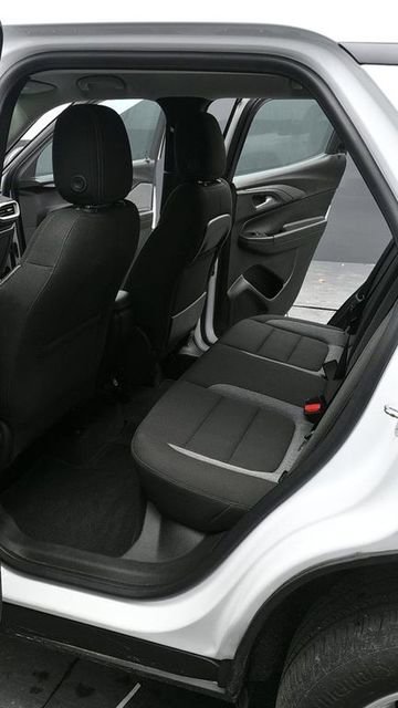 Used 2023 Chevrolet TrailBlazer LS image 14