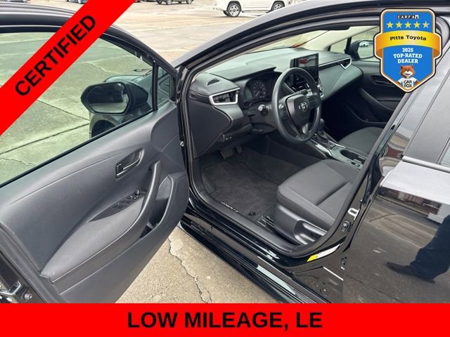Certified 2025 Toyota Corolla LE FWD image 9