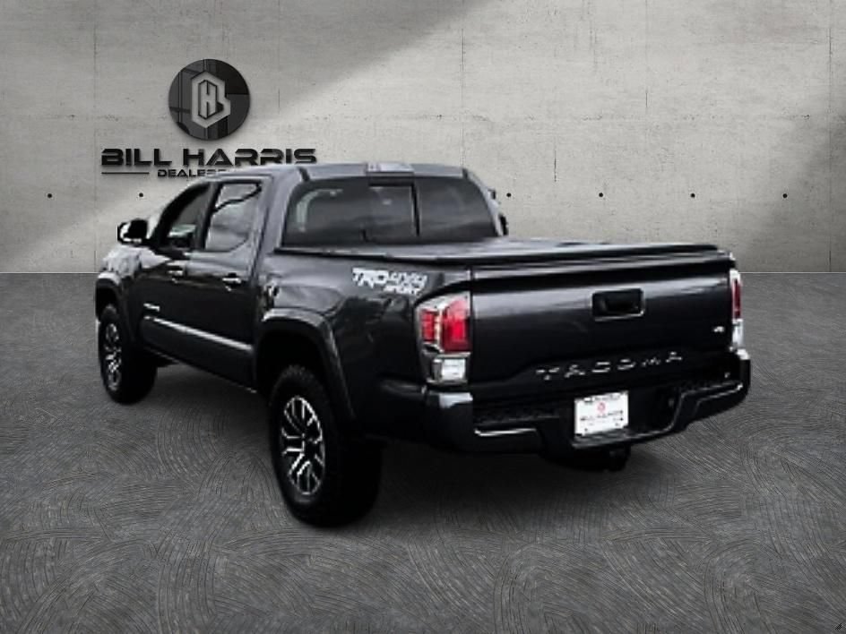 Used 2022 Toyota Tacoma TRD Sport AWD/4WD image 8