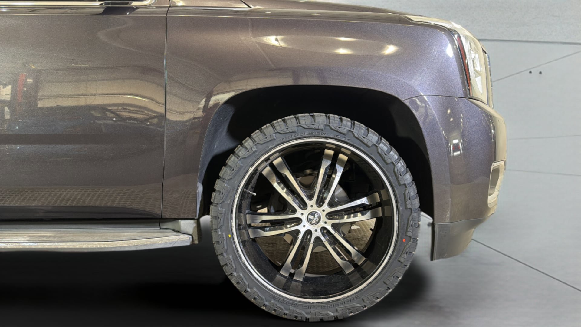 Used 2015 GMC Yukon SLT RWD image 34