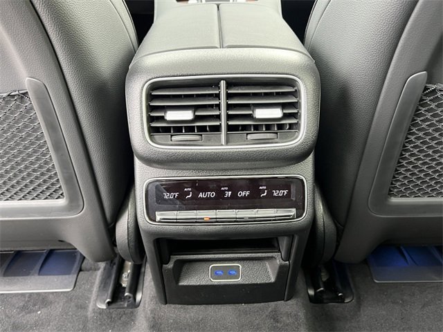 Used 2025 Mercedes-Benz GLS 450 4MATIC image 38