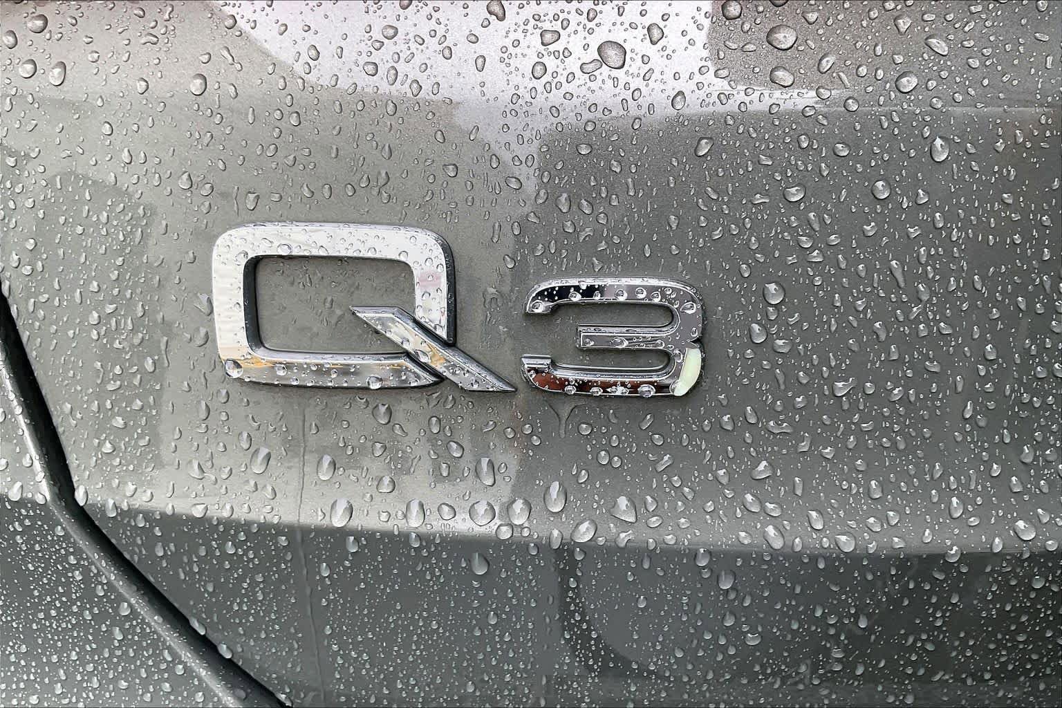 Used 2022 Audi Q3 2.0T Premium AWD/4WD image 32