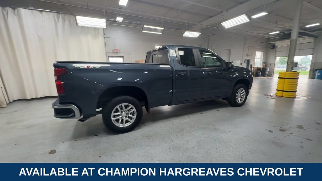 Used 2020 Chevrolet Silverado 1500 LT w/ All-Star Edition AWD/4WD image 11