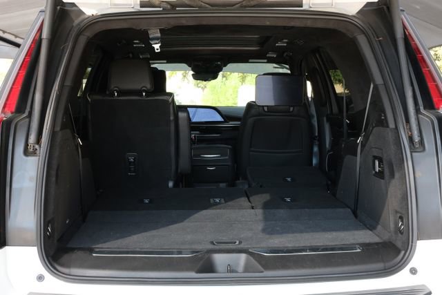 Used 2022 Cadillac Escalade Sport Platinum image 33