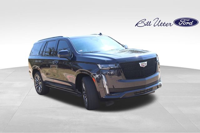 Used 2024 Cadillac Escalade Sport w/ Touring Package AWD/4WD image 3