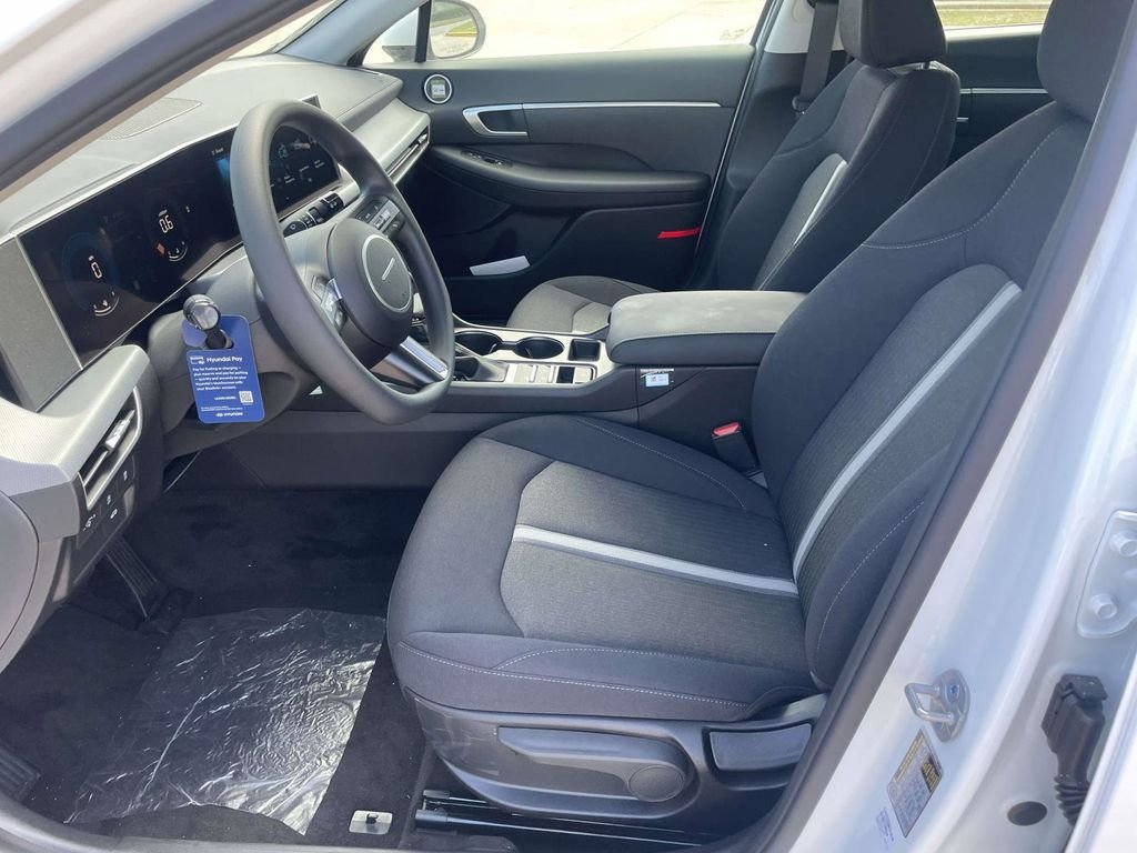 New 2026 Hyundai Sonata SE FWD image 11