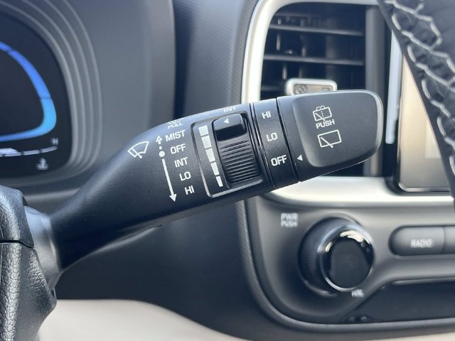 New 2026 Hyundai Venue SEL FWD image 29