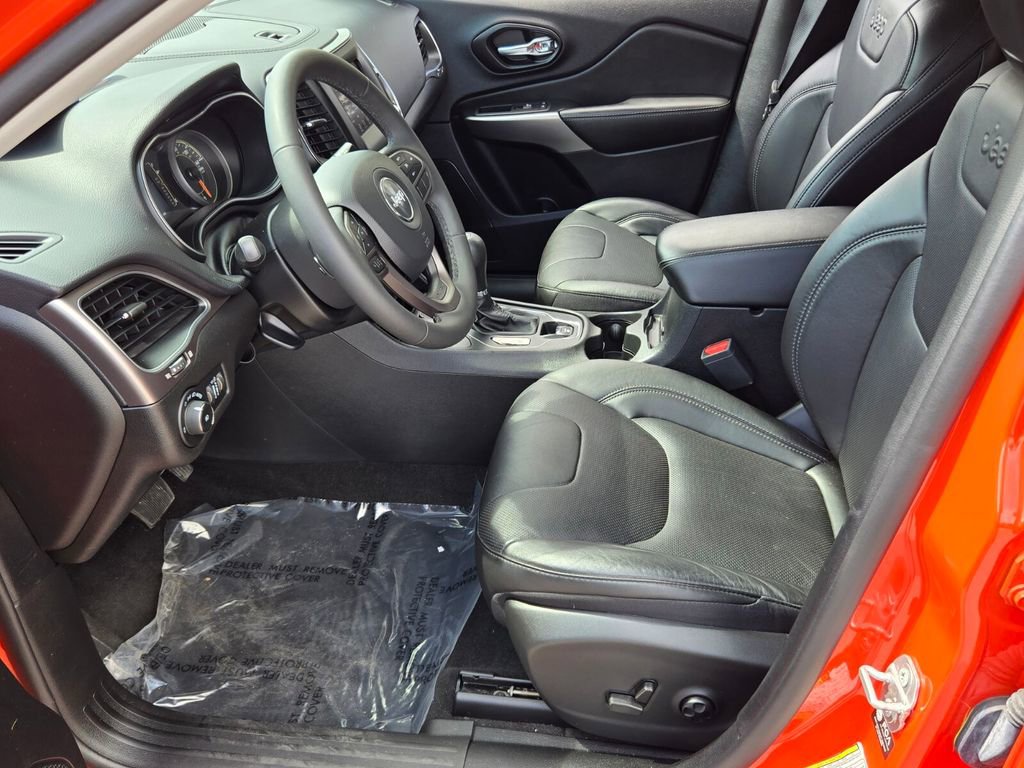 Used 2021 Jeep Cherokee Latitude Lux image 10