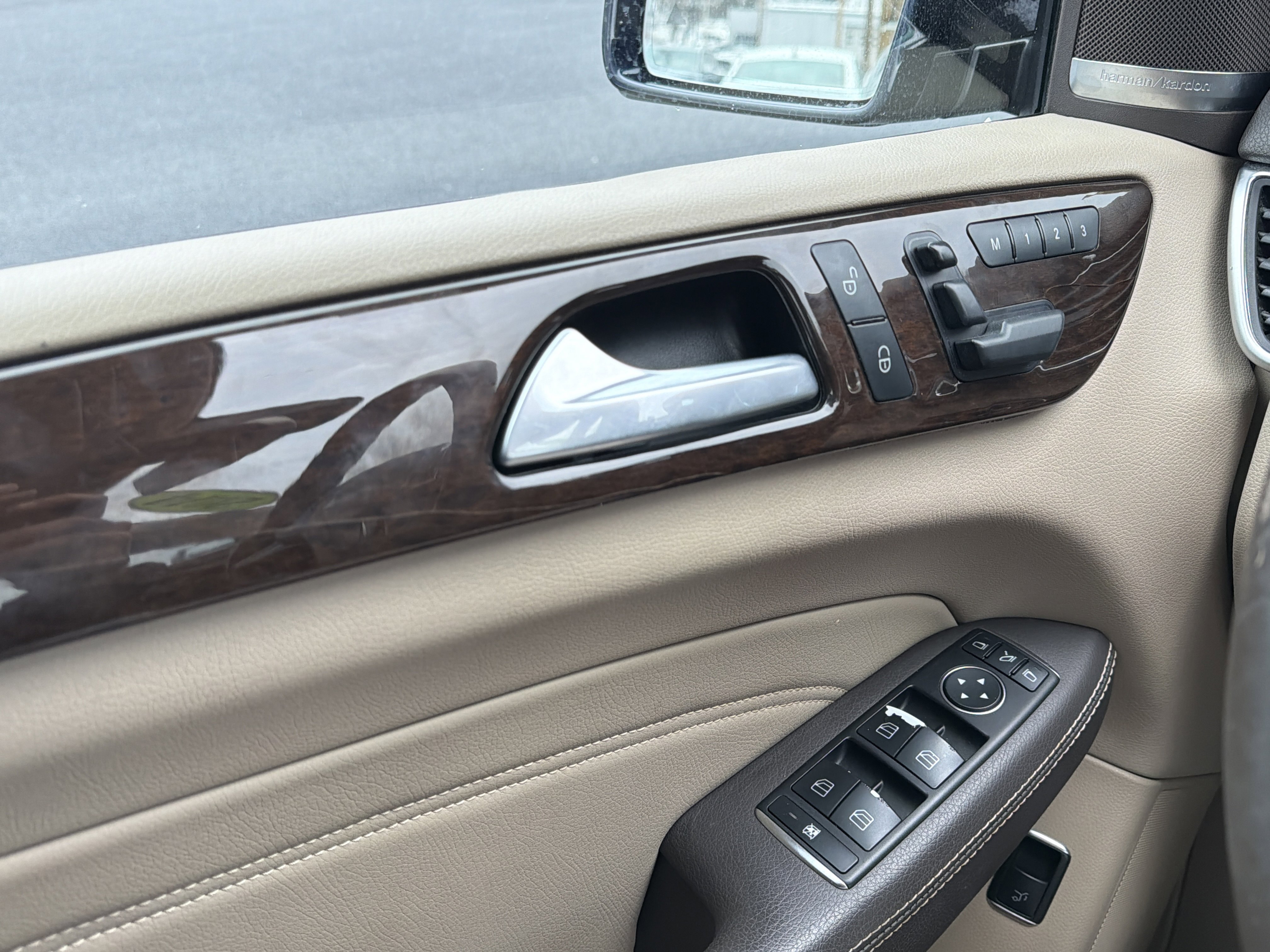 Used 2014 Mercedes-Benz ML 350 4MATIC image 26