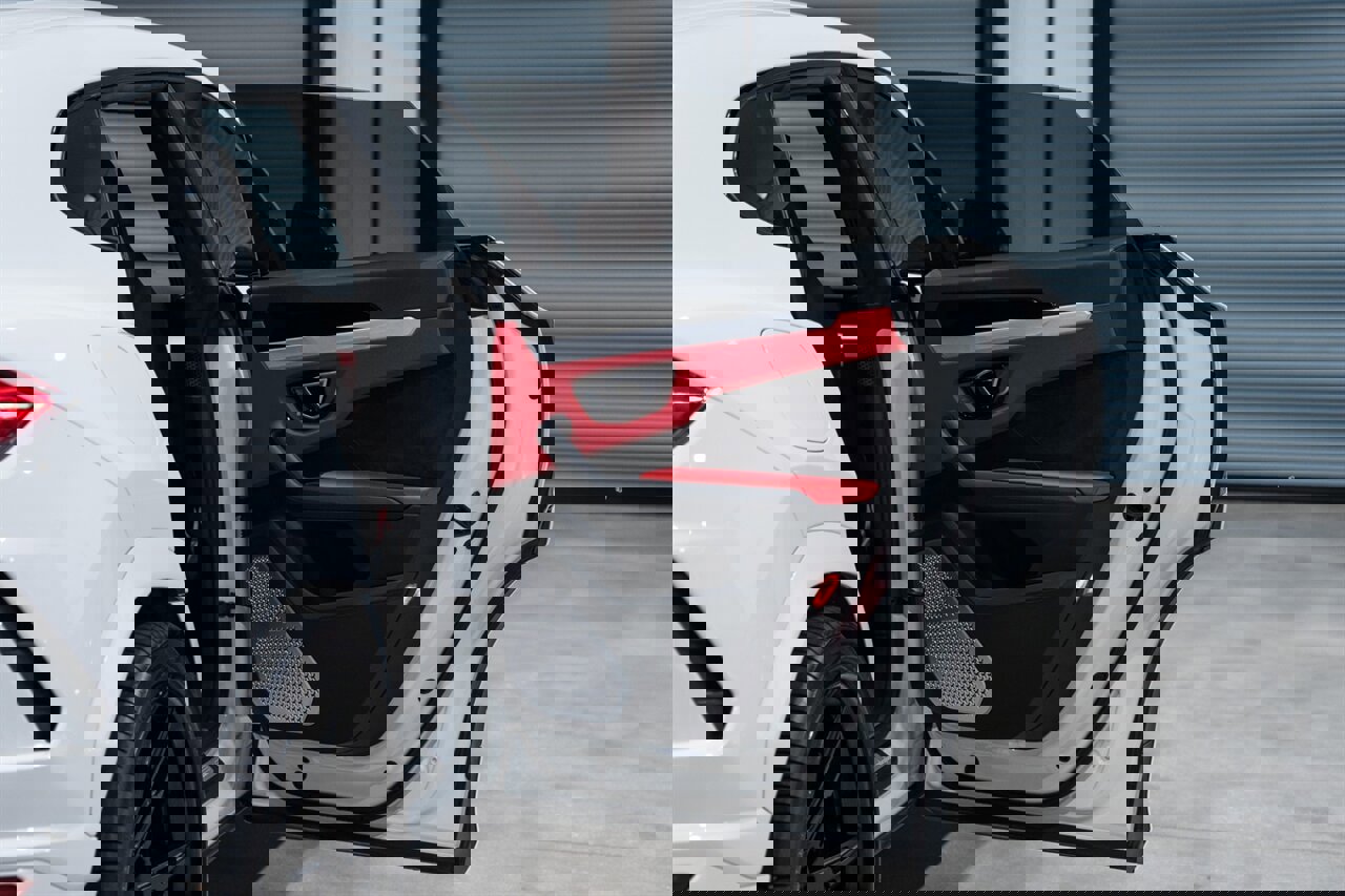 Used 2019 Lamborghini Urus image 31