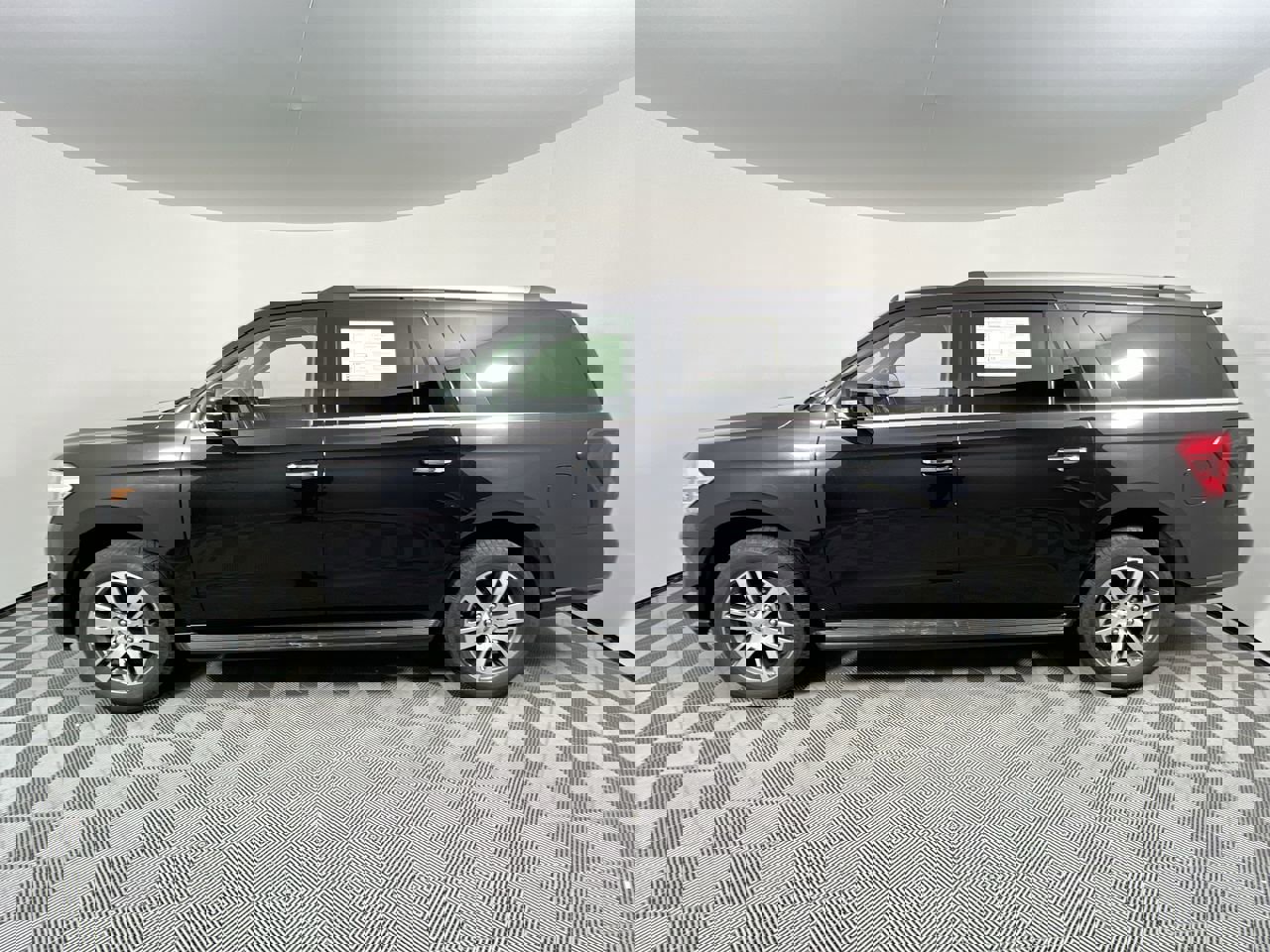 Used 2024 Ford Expedition Max Limited image 6