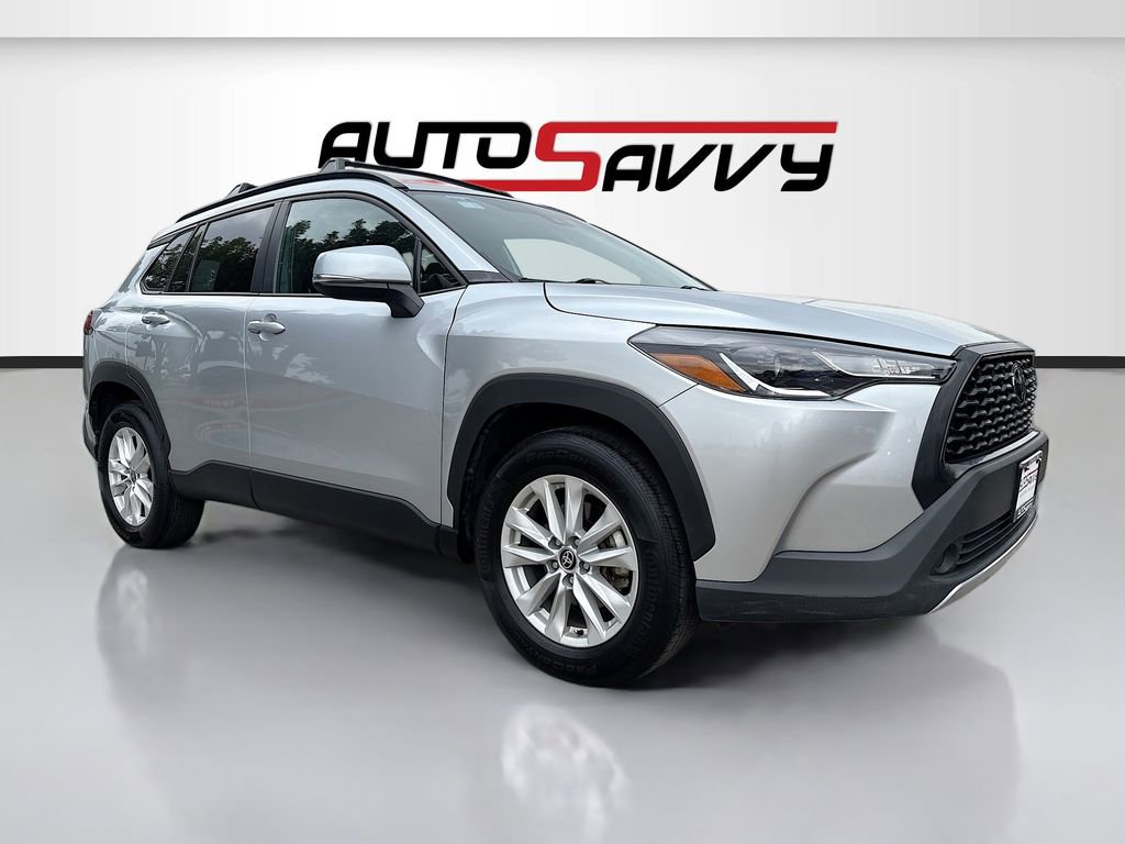 Used 2022 Toyota Corolla Cross LE w/ Black Badges Package (TMS)