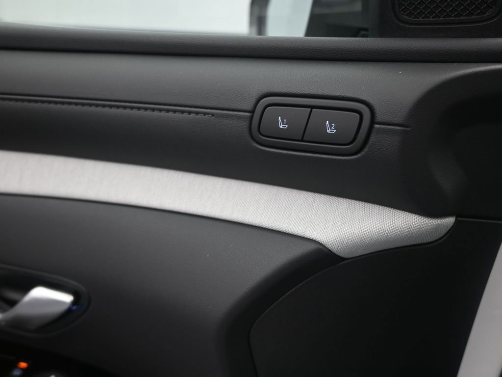 Used 2025 Hyundai Santa Cruz Limited image 27