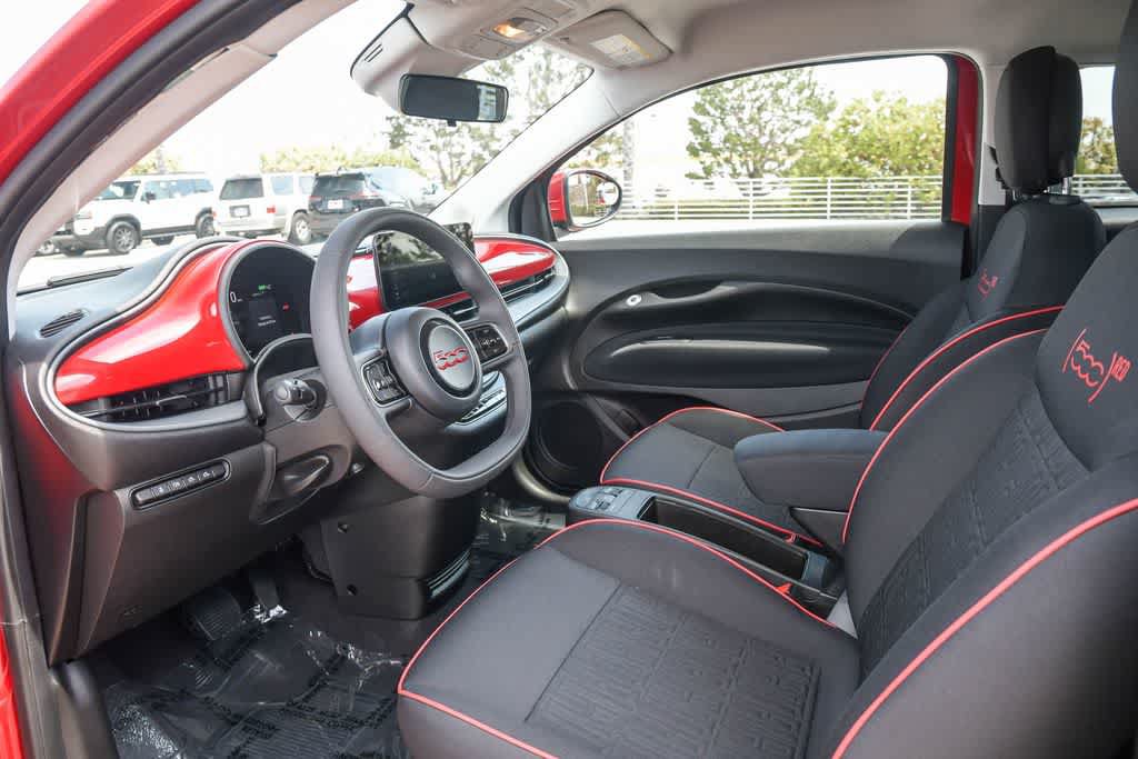 Used 2024 FIAT 500 e (RED) FWD image 19