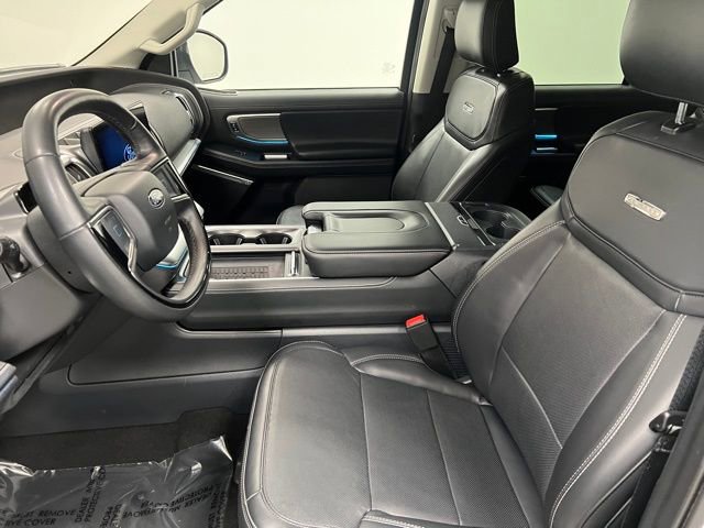 Used 2025 Ford Expedition Max Platinum AWD/4WD image 20