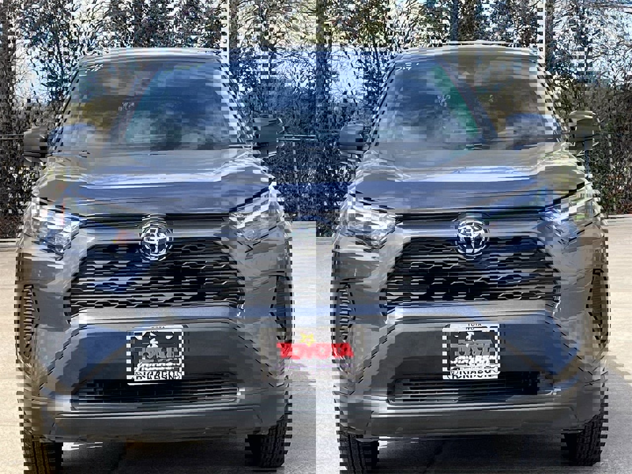 Used 2024 Toyota RAV4 LE image 7