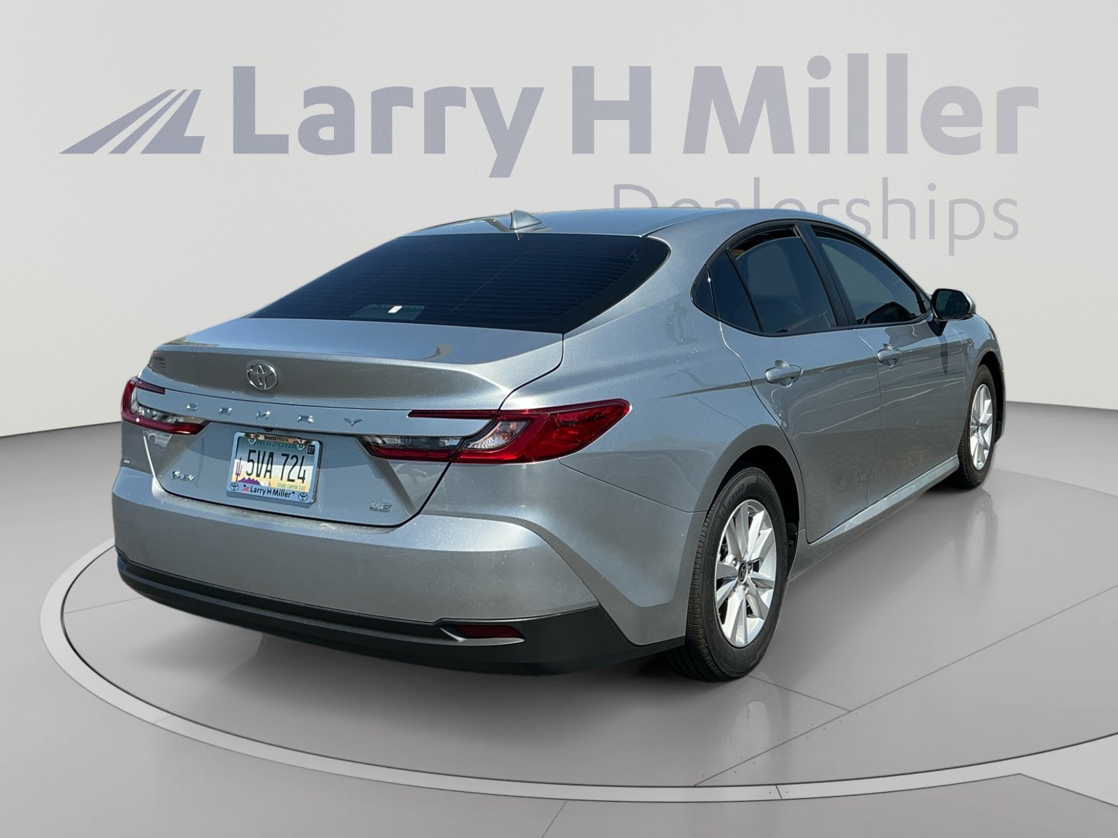 Used 2026 Toyota Camry LE FWD image 5