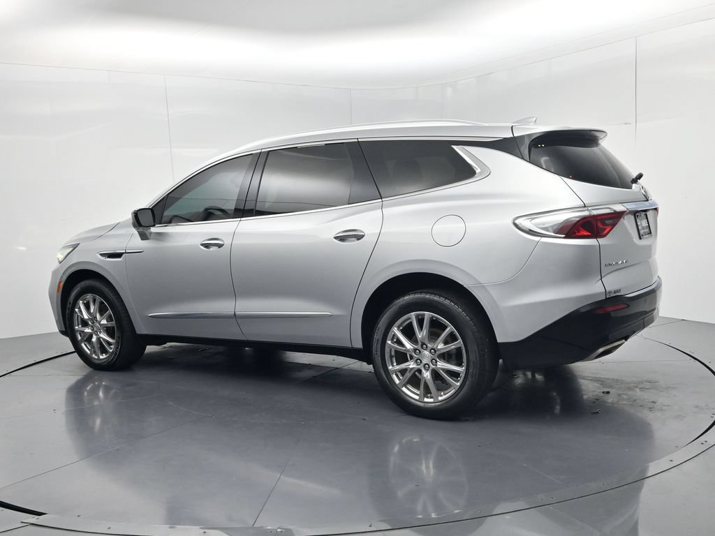 Used 2022 Buick Enclave Premium FWD image 5